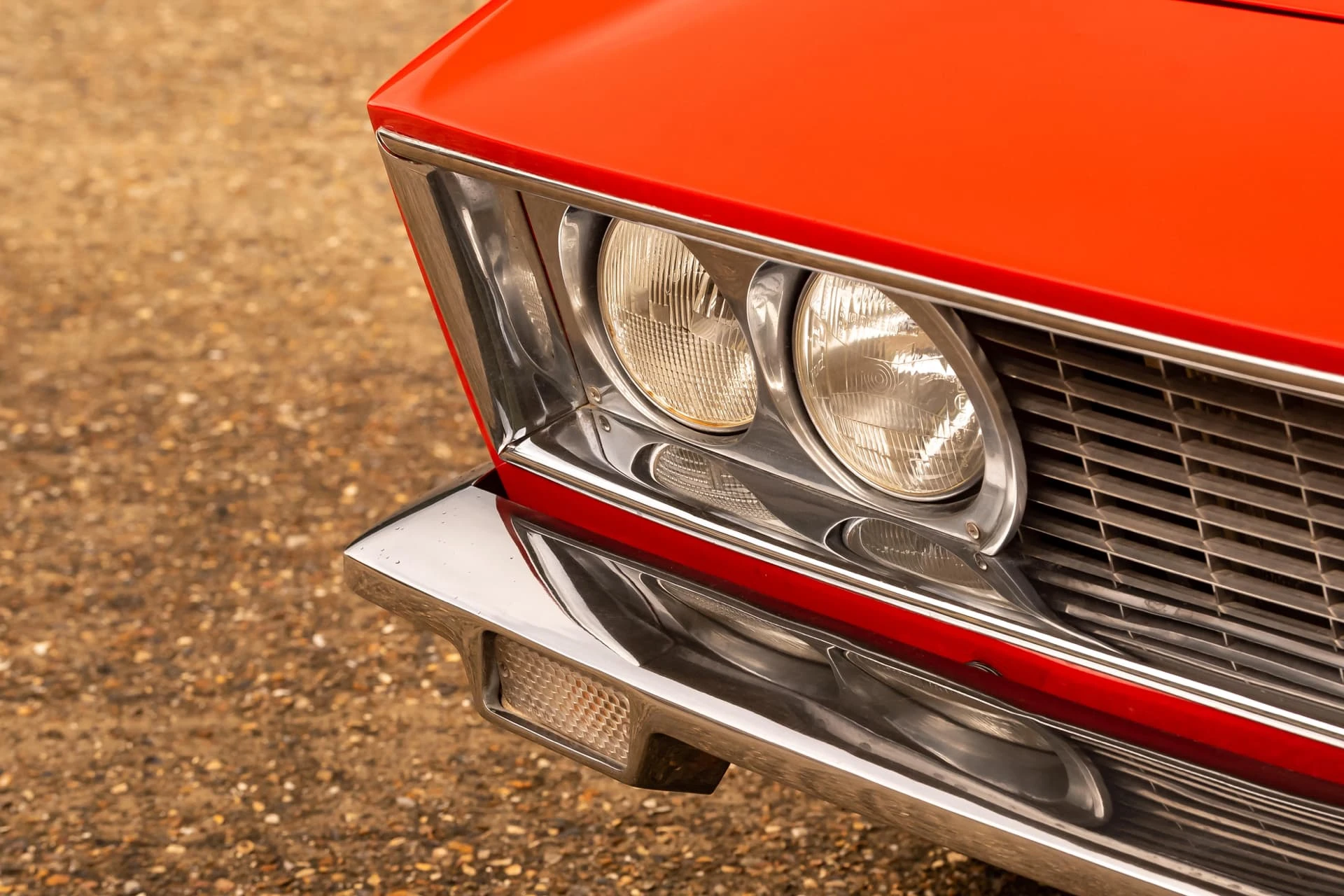 Monteverdi High Speed 375:L Coupé (Fissore) - 1970 - 13