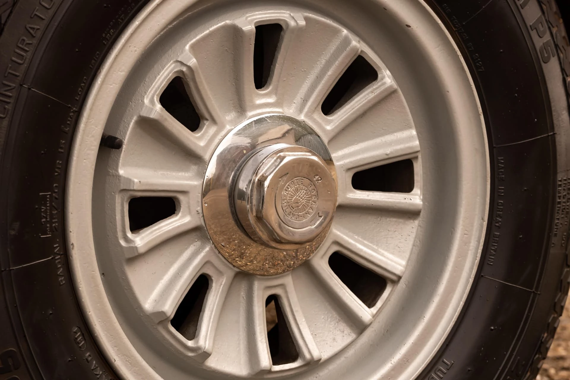 Monteverdi High Speed 375:L Coupé (Fissore) - 1970 - 43