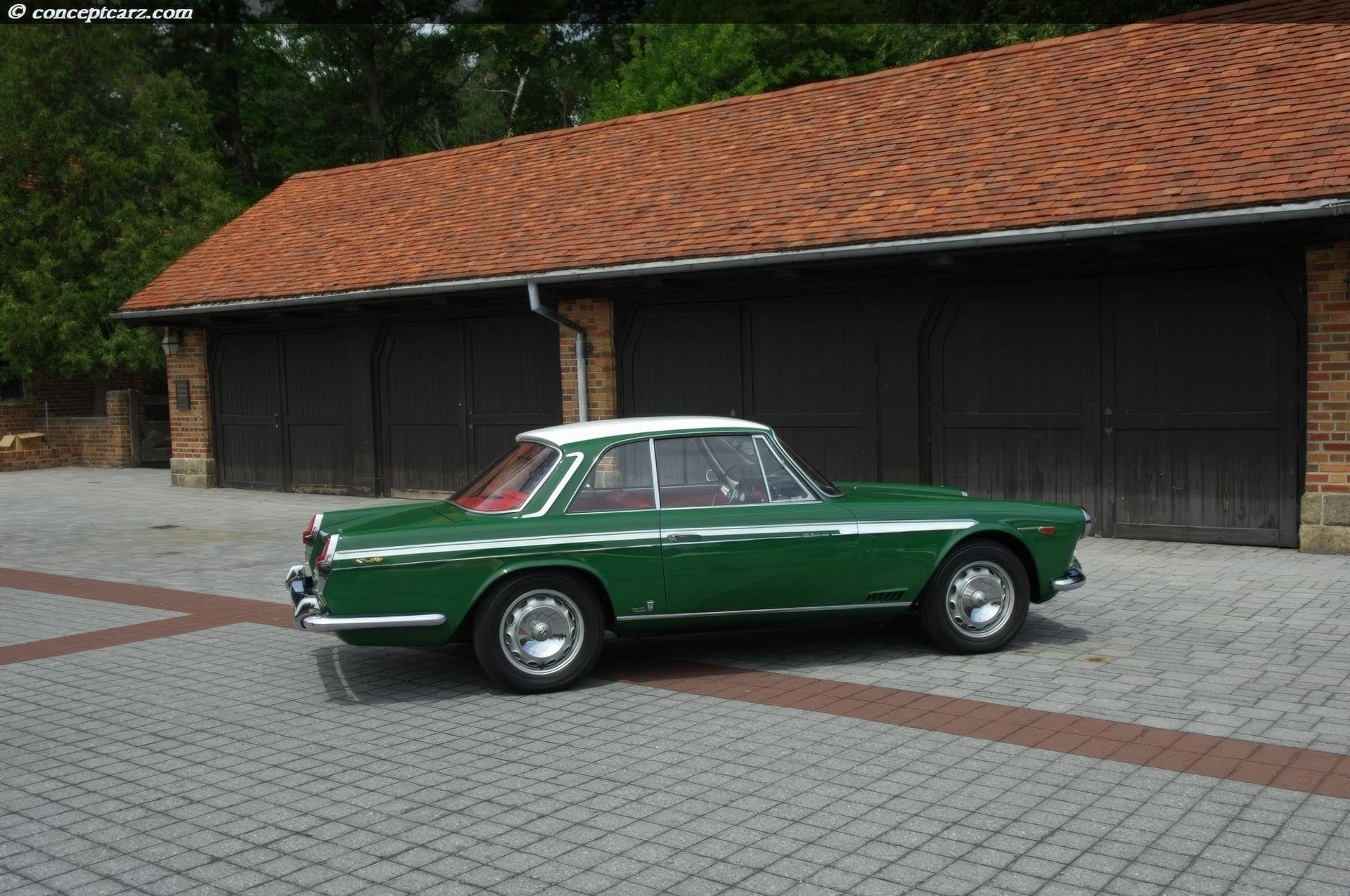 Alfa Romeo 2000 Coupé (Vignale) - 1958 - 15