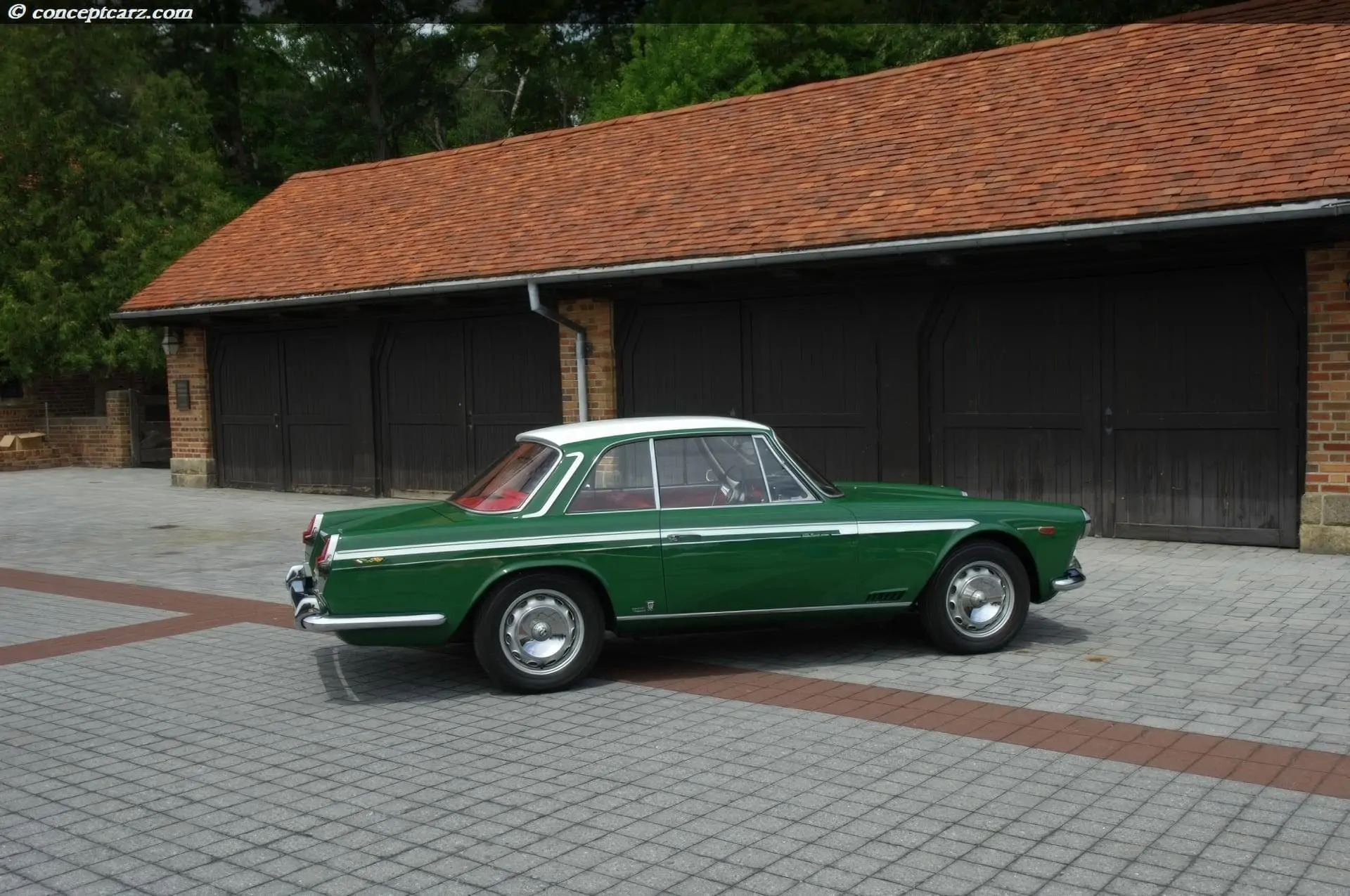 Alfa Romeo 2000 Coupé (Vignale) - 1958 - 15