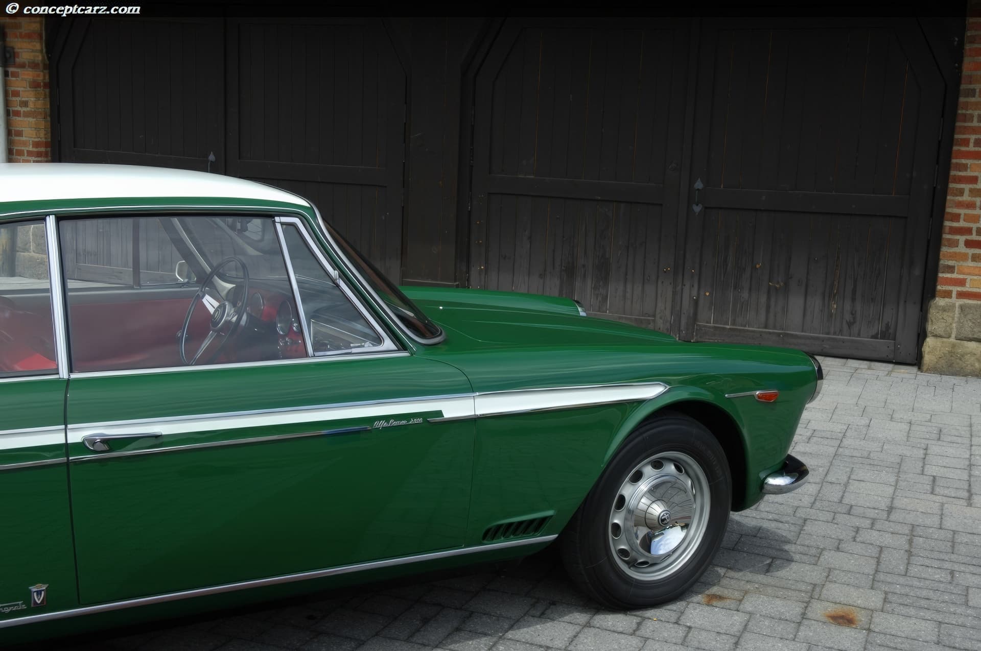 Alfa Romeo 2000 Coupé (Vignale) - 1958 - 19