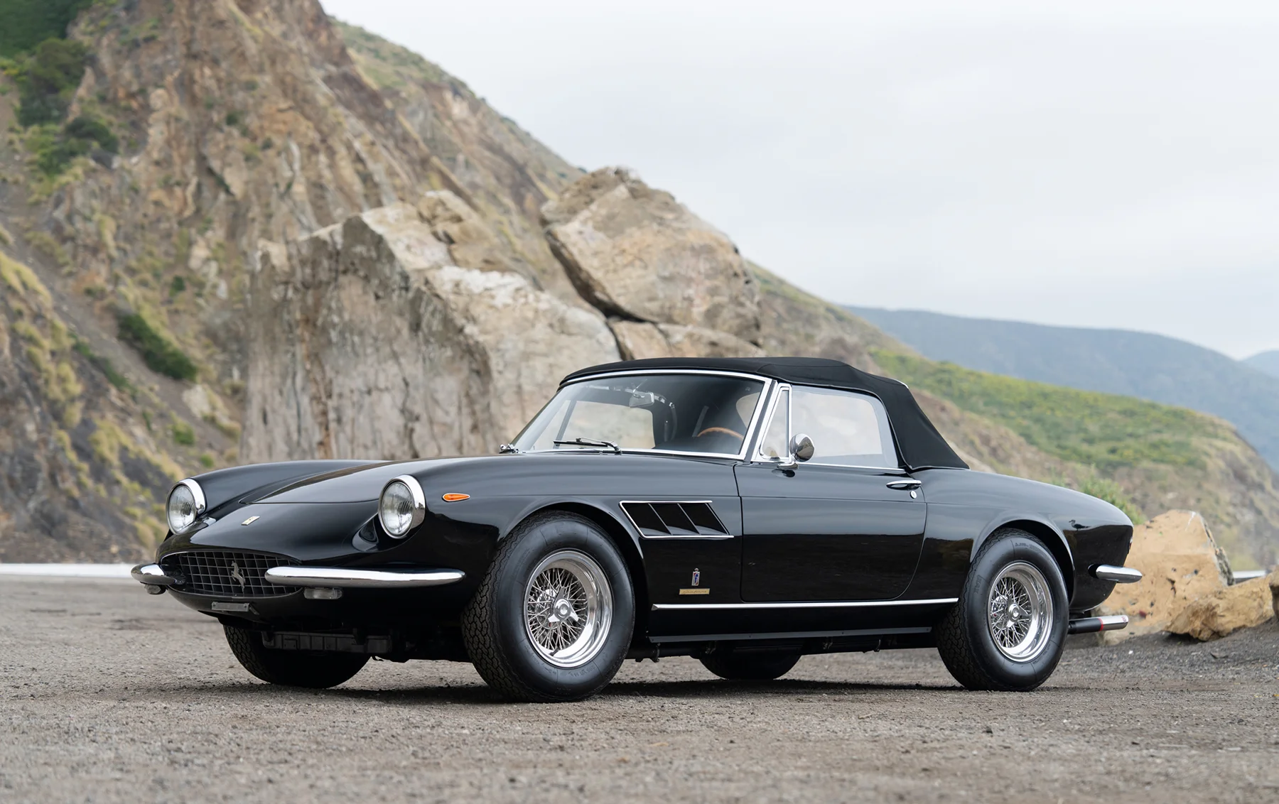 Ferrari 330 GTS (Pininfarina) - 1967 - 12
