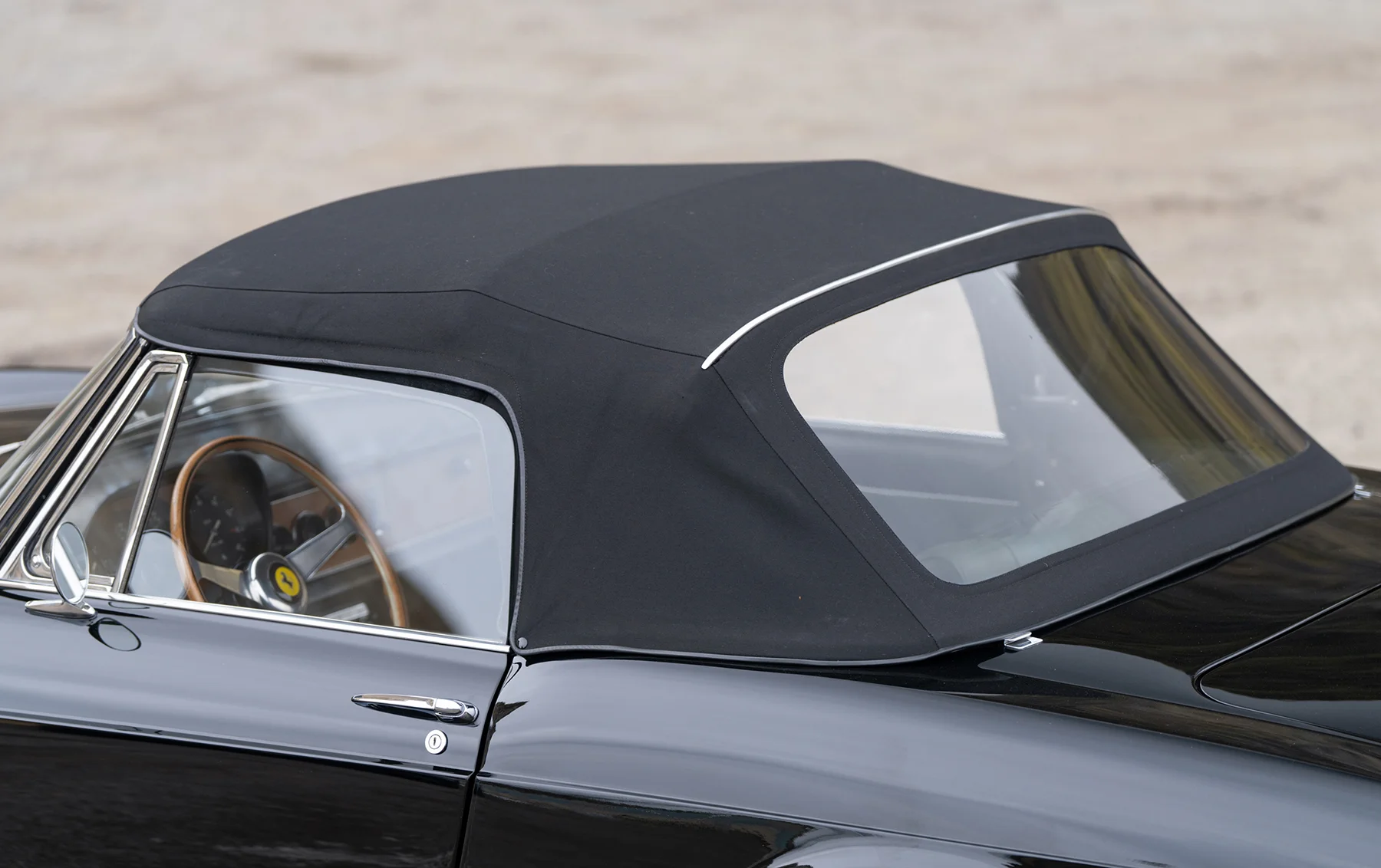 Ferrari 330 GTS (Pininfarina) - 1967 - 20