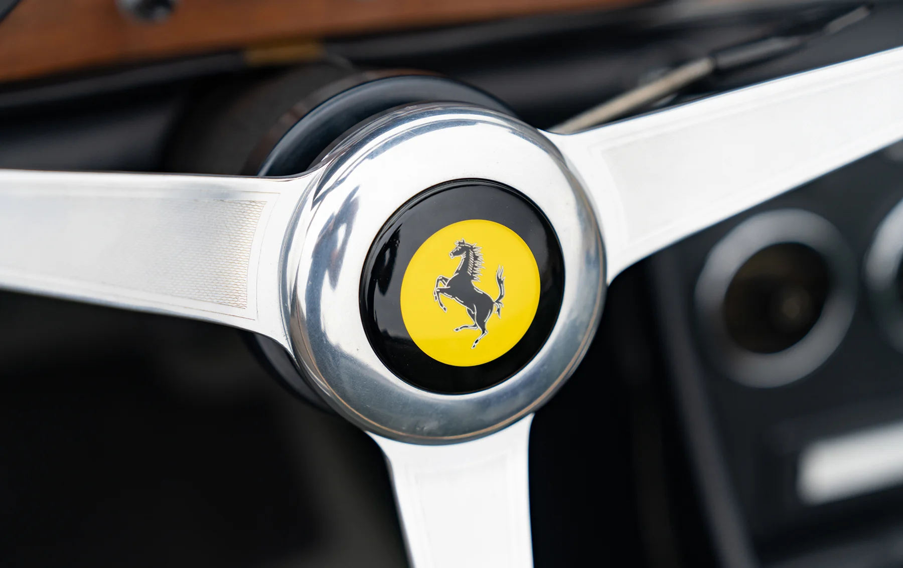 Ferrari 330 GTS (Pininfarina) - 1967 - 28