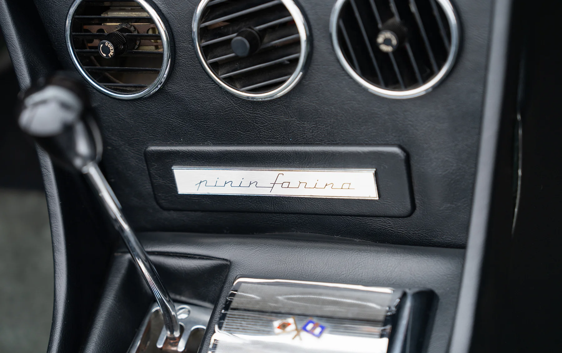 Ferrari 330 GTS (Pininfarina) - 1967 - 32