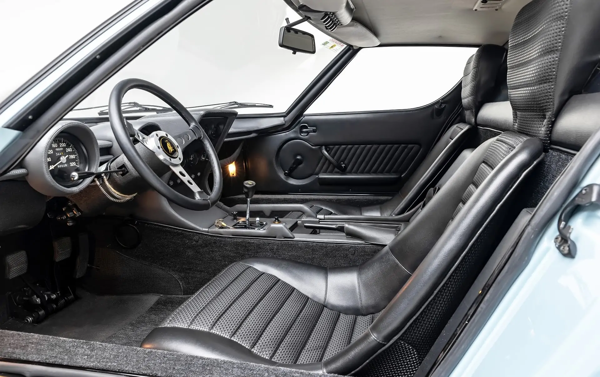 Lamborghini Miura P400 (Bertone) - 1968 - 36