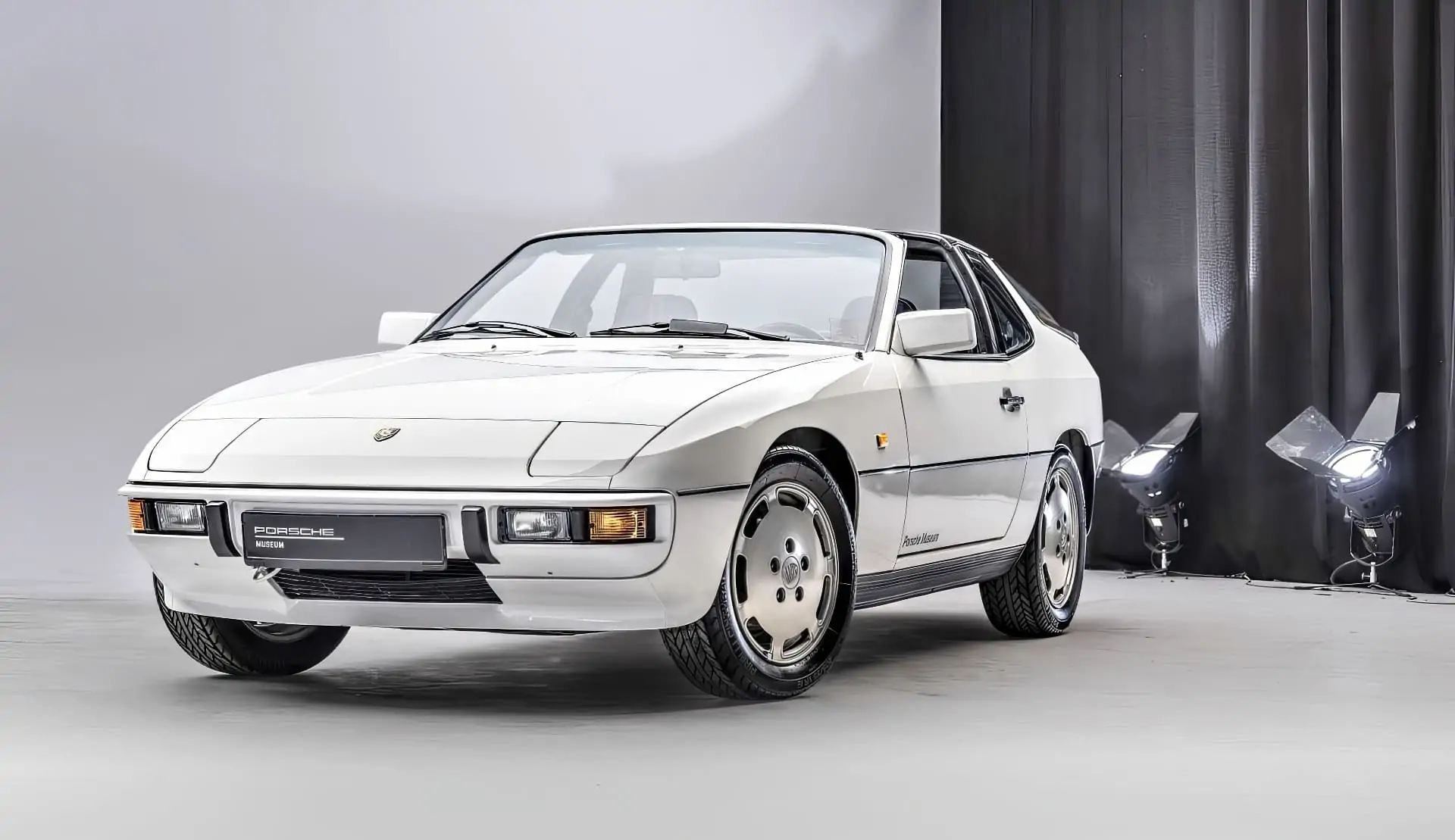 Porsche 924 Turbo Targa Prototype - 1977 - 01