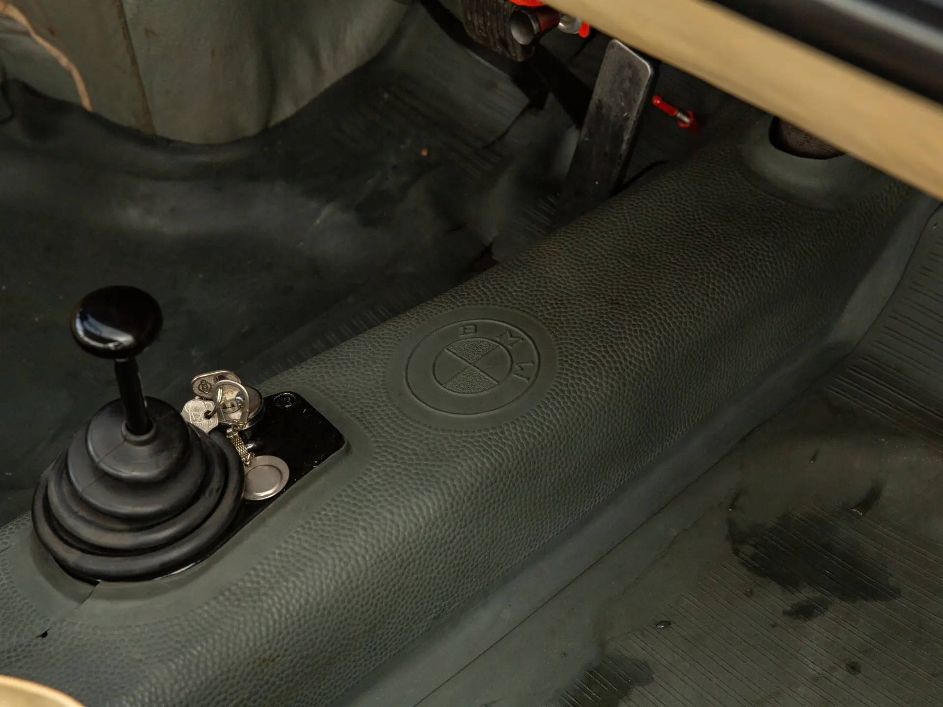 BMW-700-Coupe-1960-52