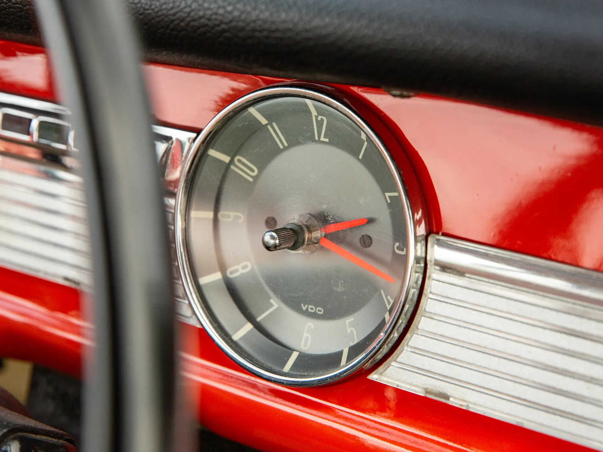 BMW-700-Coupe-1960-54