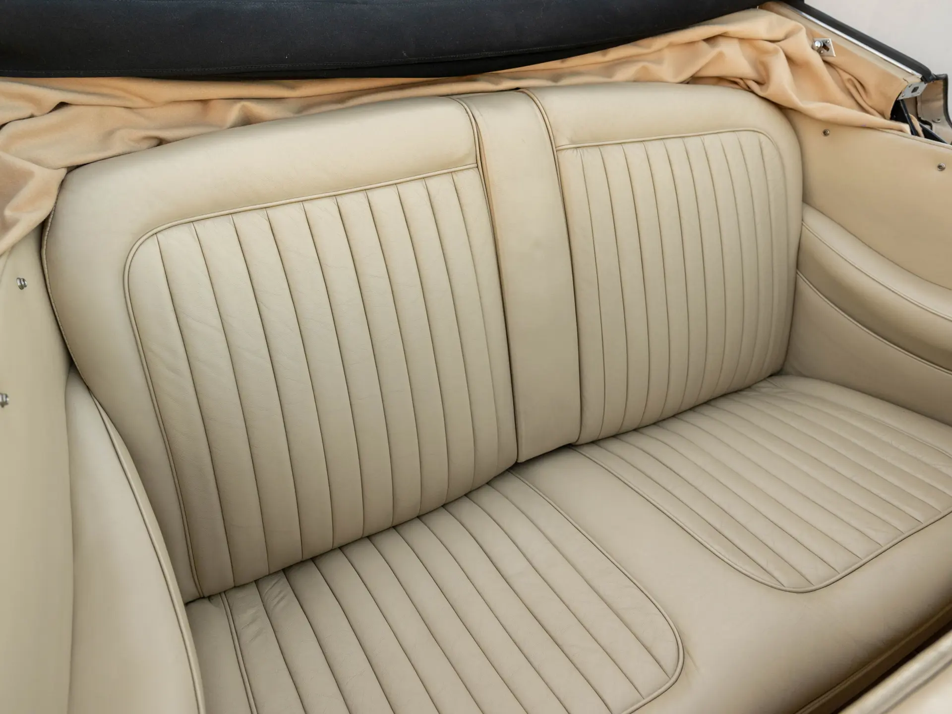 Delahaye 178 Cabriolet (Chapron) - 1949 - 74