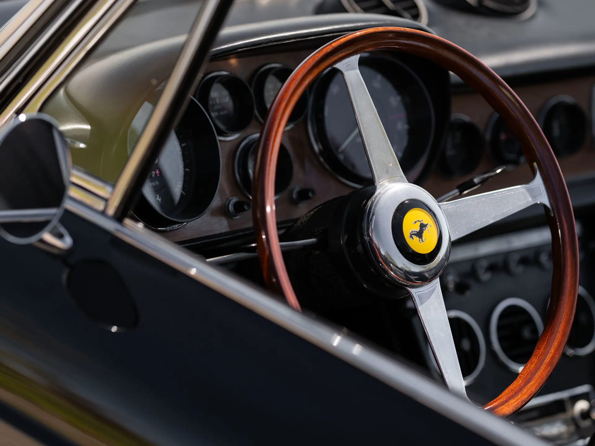 Ferrari 365 GTS (Pininfarina) - 1969 - 21