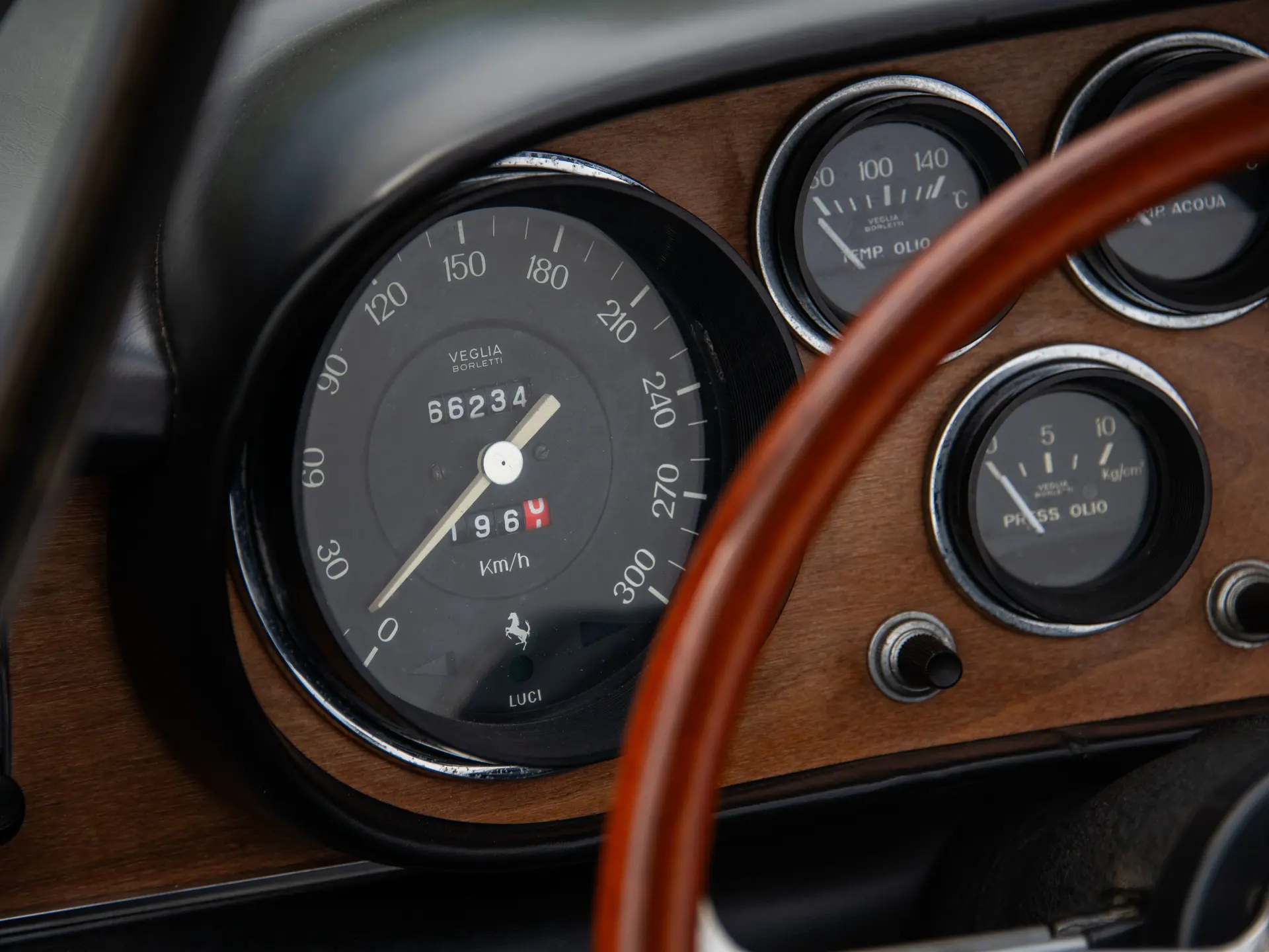 Ferrari 365 GTS (Pininfarina) - 1969 - 45