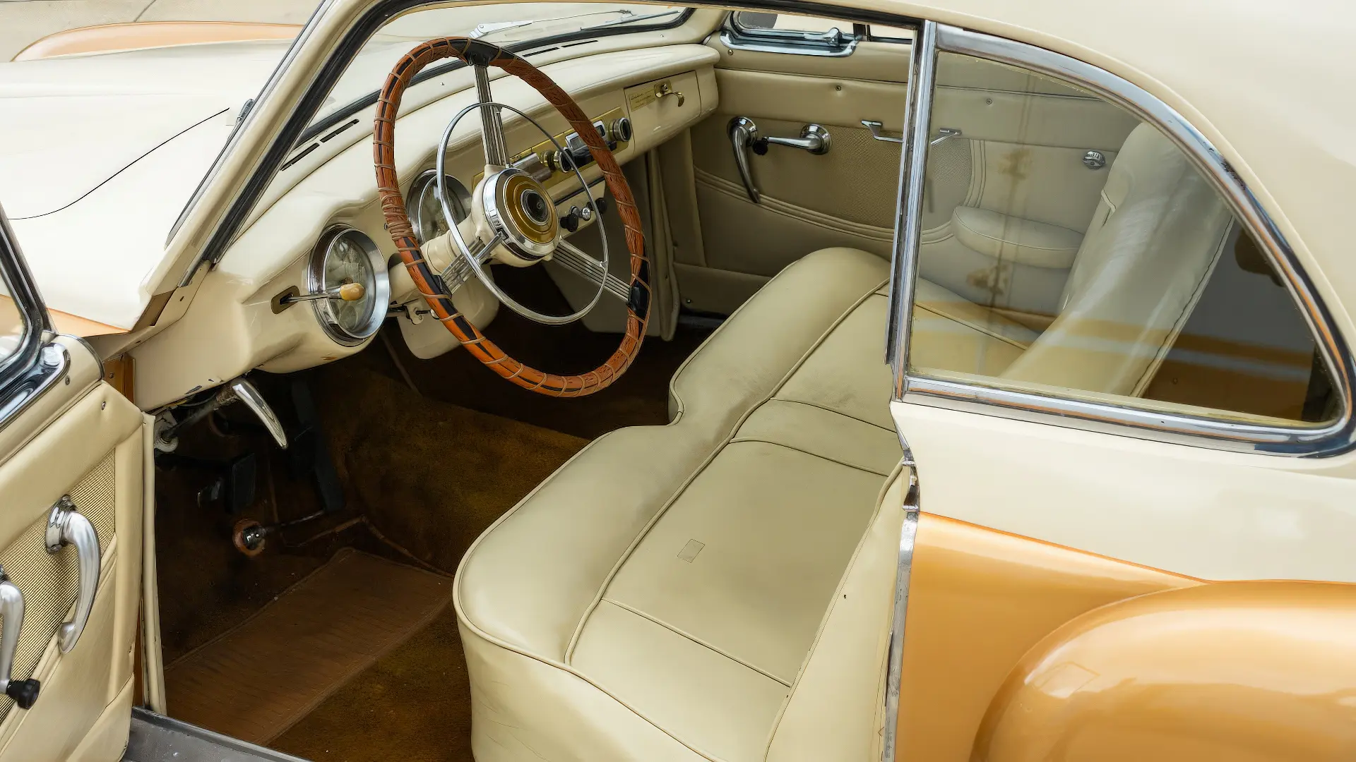 Nash-Healey Le Mans Coupé (Pinin Farina) - 1953 - 21