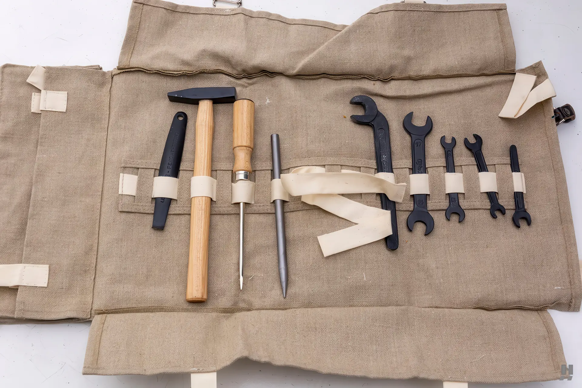 Alfa-Romeo-1900C-SS-Coupe-Lugano-Ghia-Aigle-1957- 75