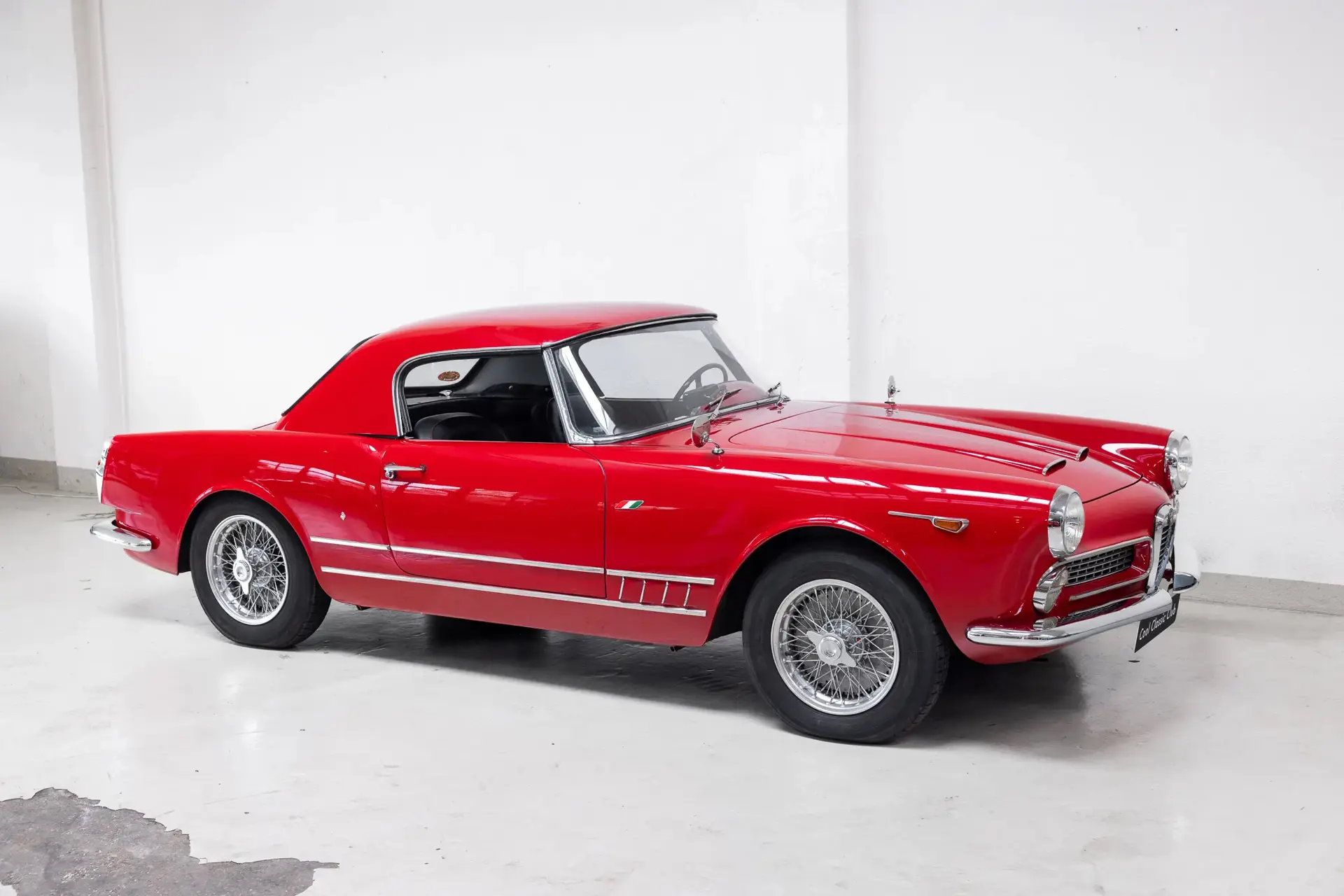 Alfa Romeo 2000 Spider (Touring) - 1961-03