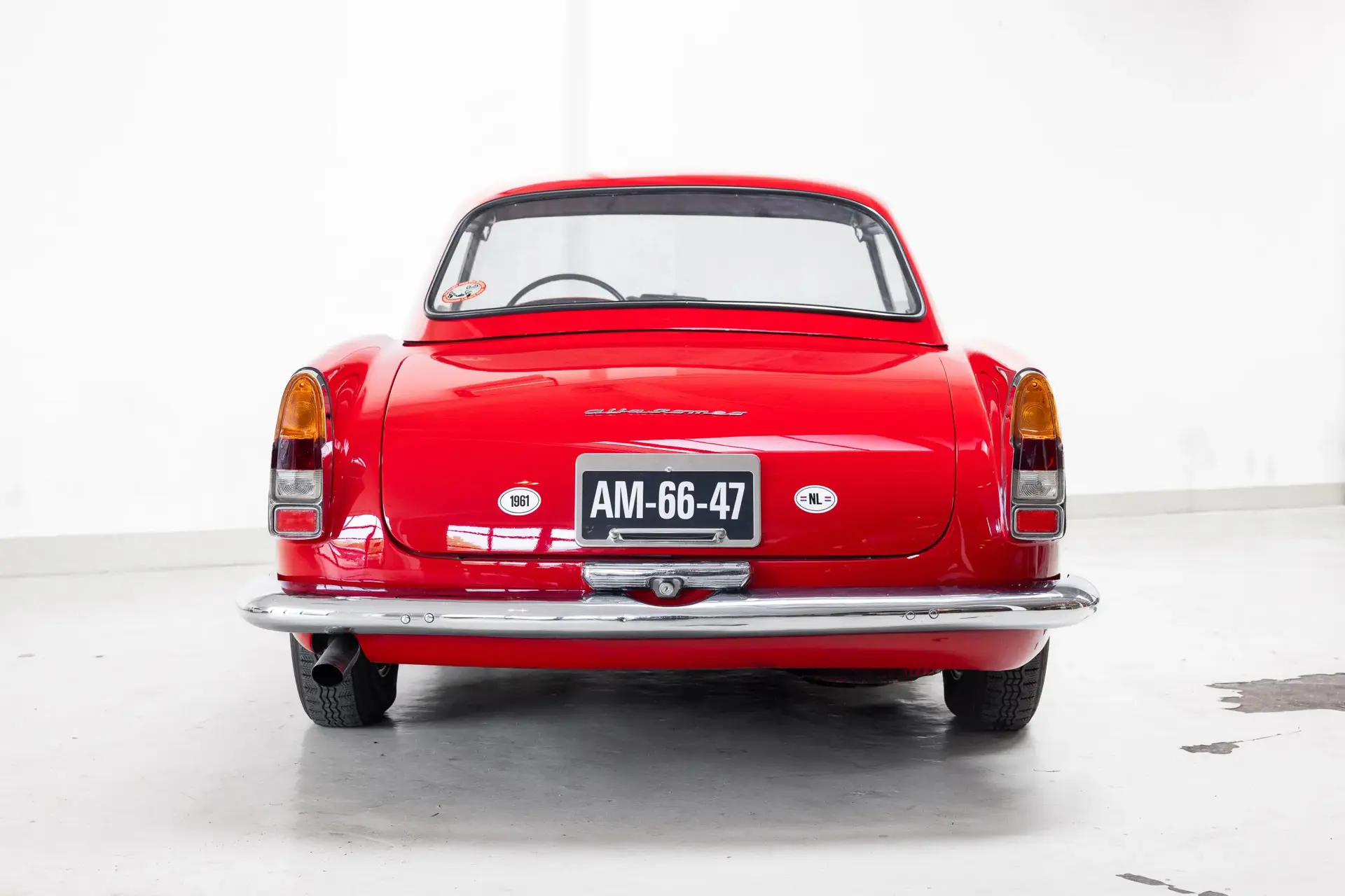 Alfa Romeo 2000 Spider (Touring) - 1961-06