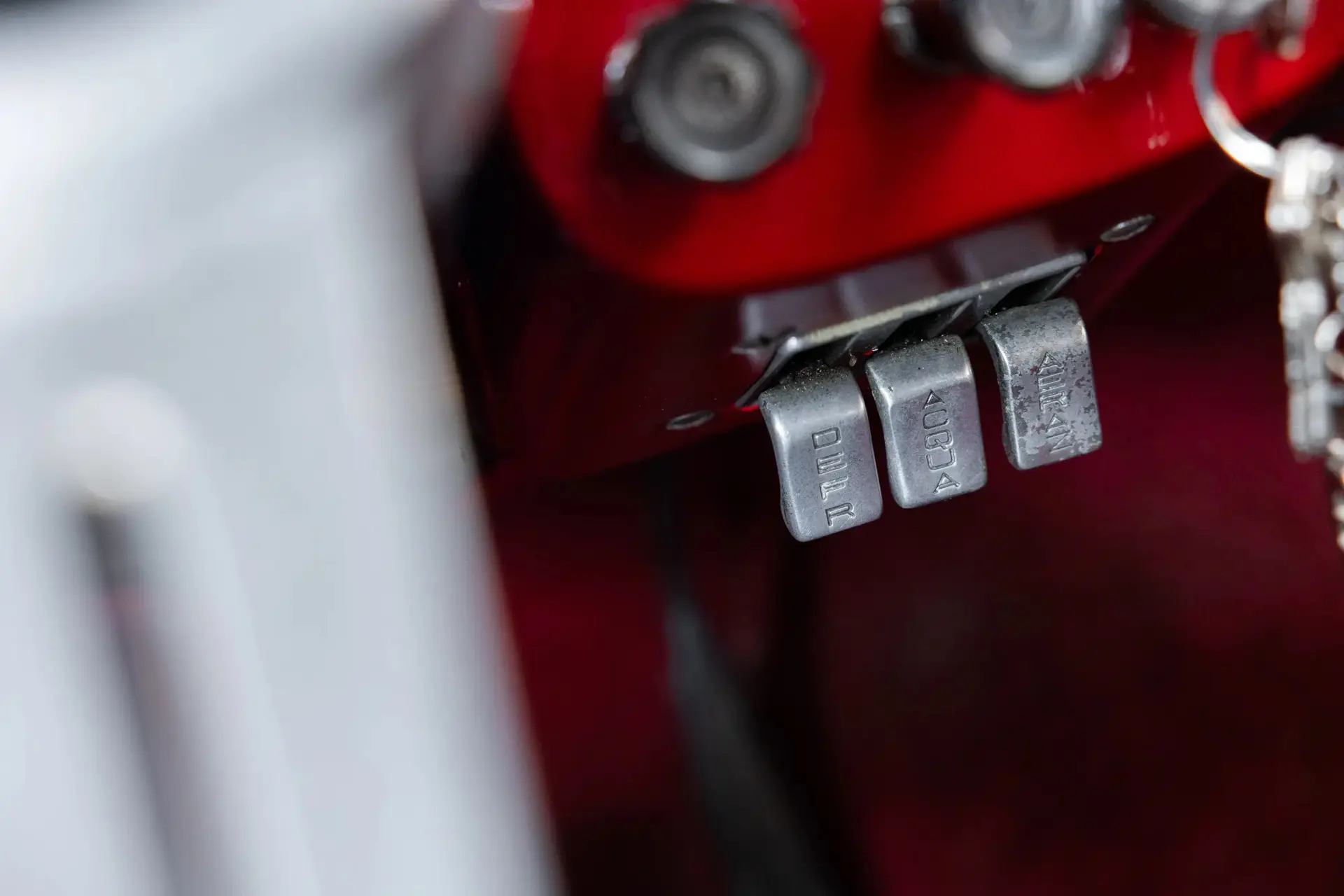 Alfa Romeo 2000 Spider (Touring) - 1961-14