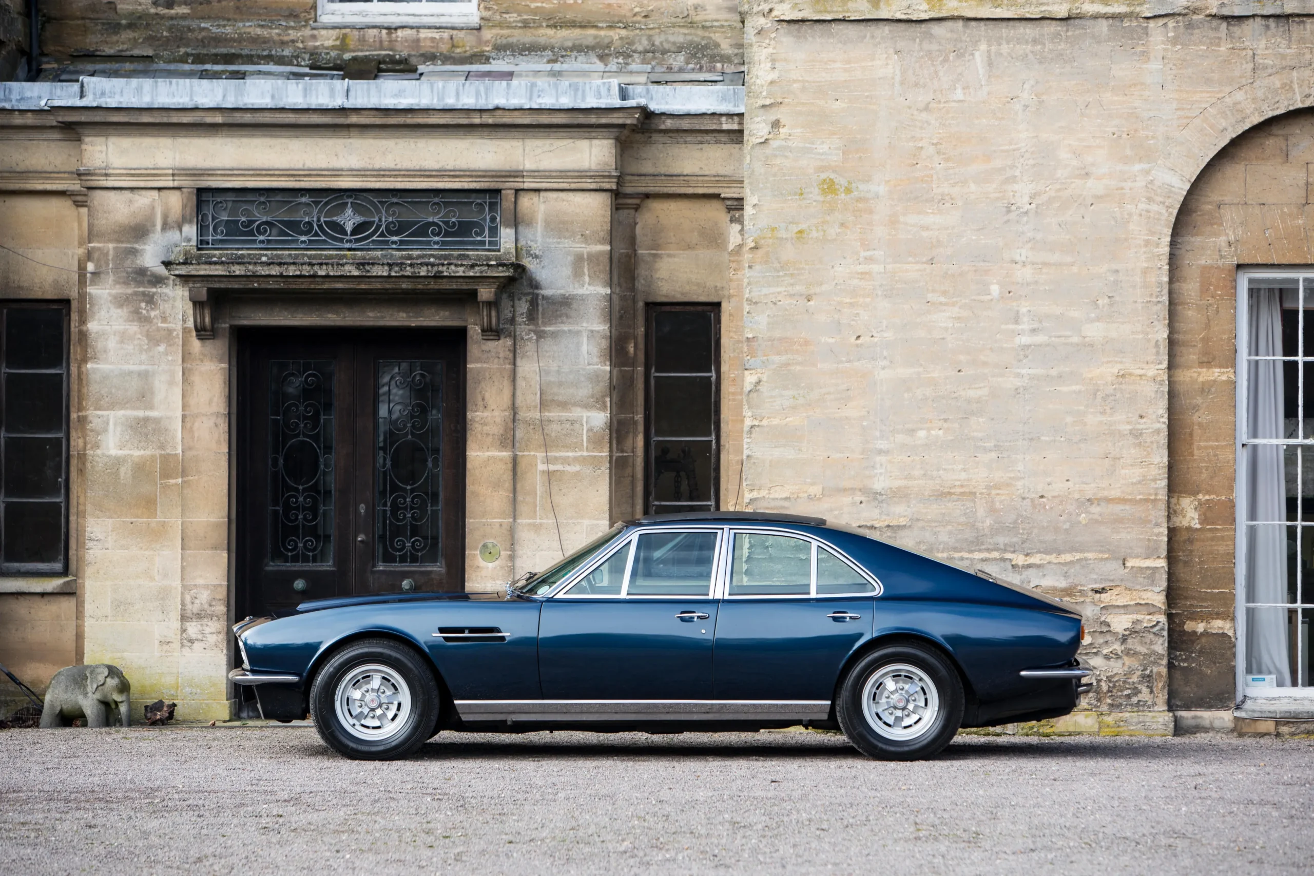 Aston Martin Lagonda 4 doors Prototype - 1969 - 14