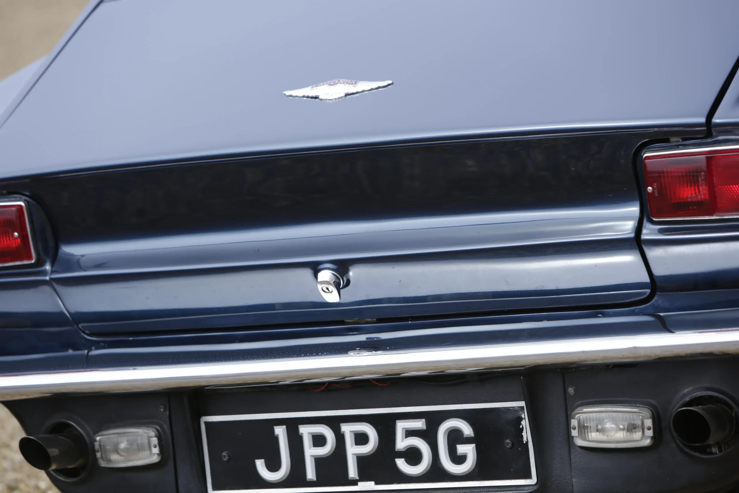 Aston Martin Lagonda 4 doors Prototype - 1969 - 17