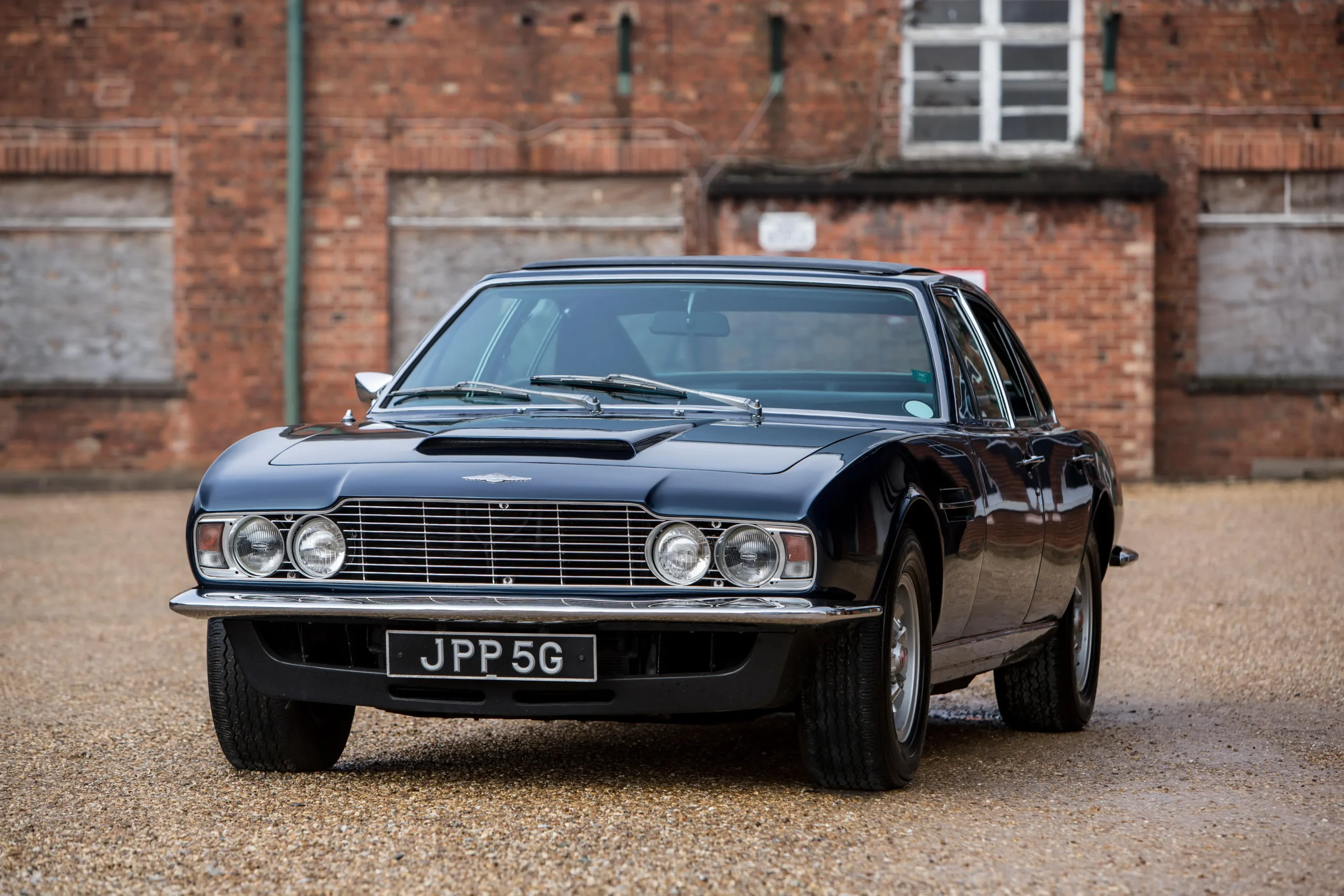 Aston Martin Lagonda 4 doors Prototype - 1969 - 23