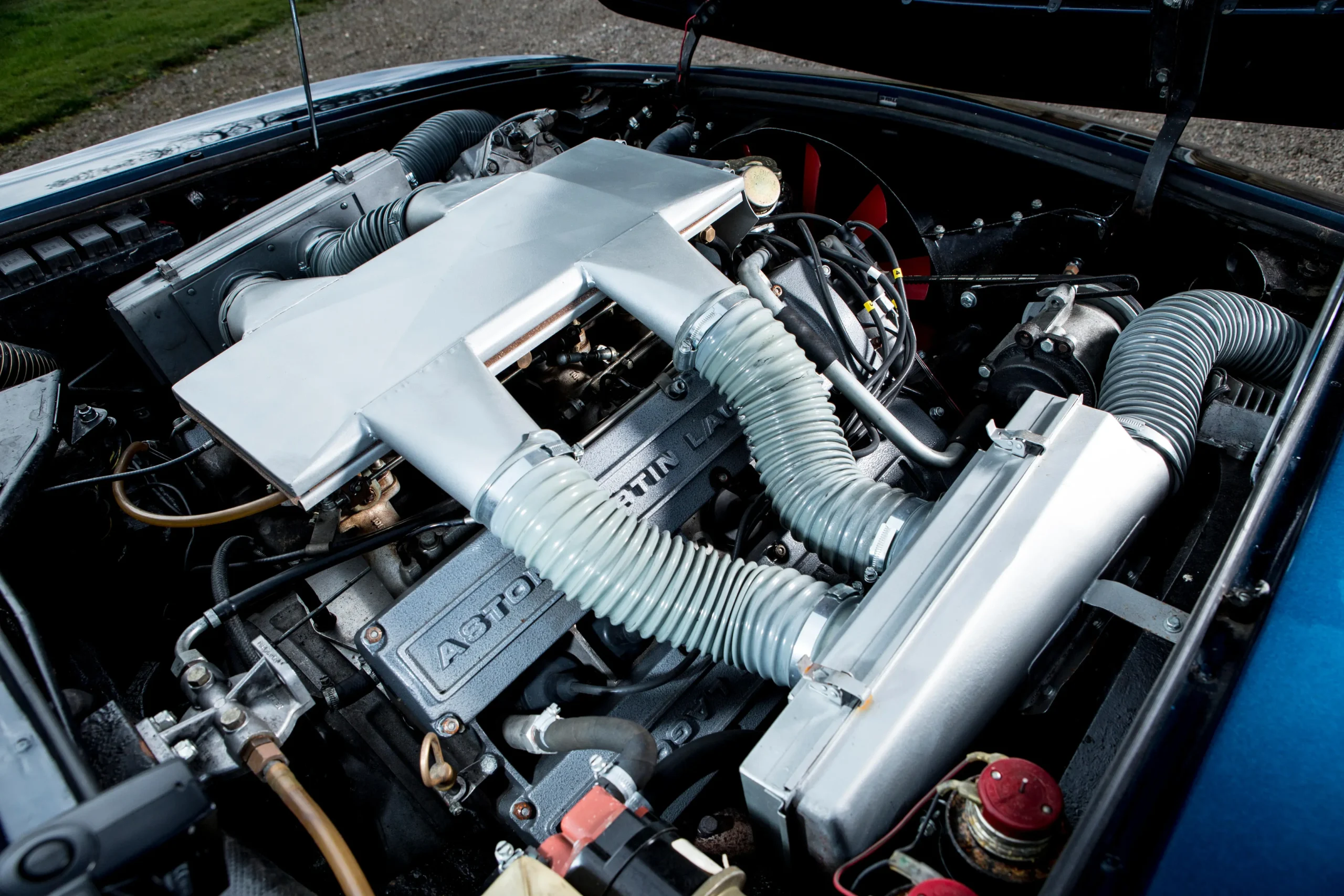 Aston Martin Lagonda 4 doors Prototype - 1969 - 32