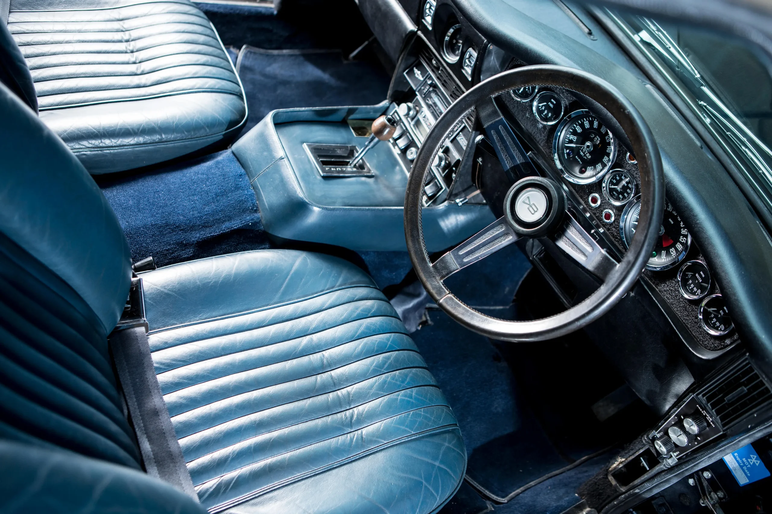 Aston Martin Lagonda 4 doors Prototype - 1969 - 36