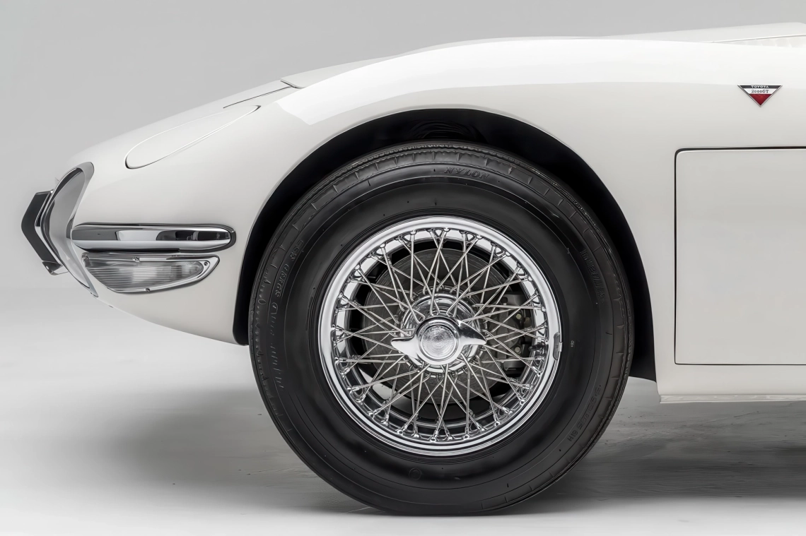 Toyota 2000 GT Roadster - 1966-12