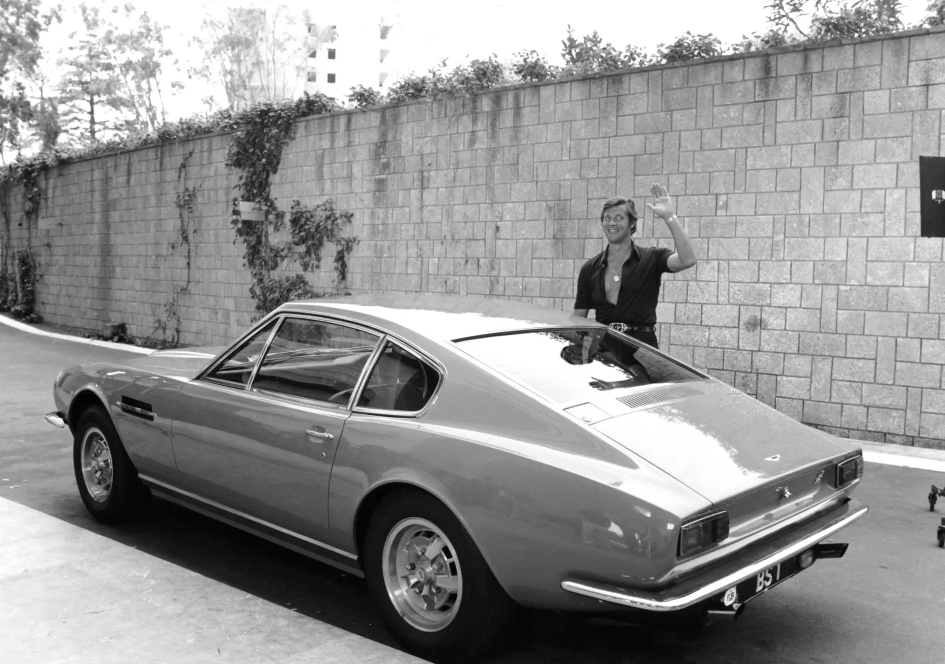 Aston Martin DBS Sports Saloon - 1970 - 13