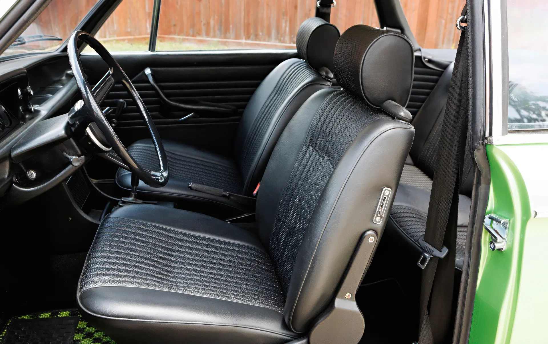 BMW 2002 Targa (Baur) - 1973-18