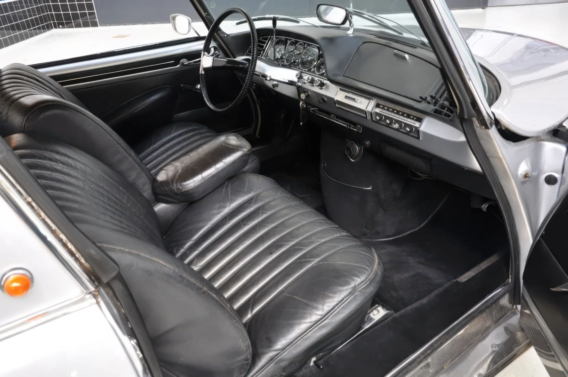 Citroën DS 21 Coupé Le Dandy (Chapron) - 1965 - 03