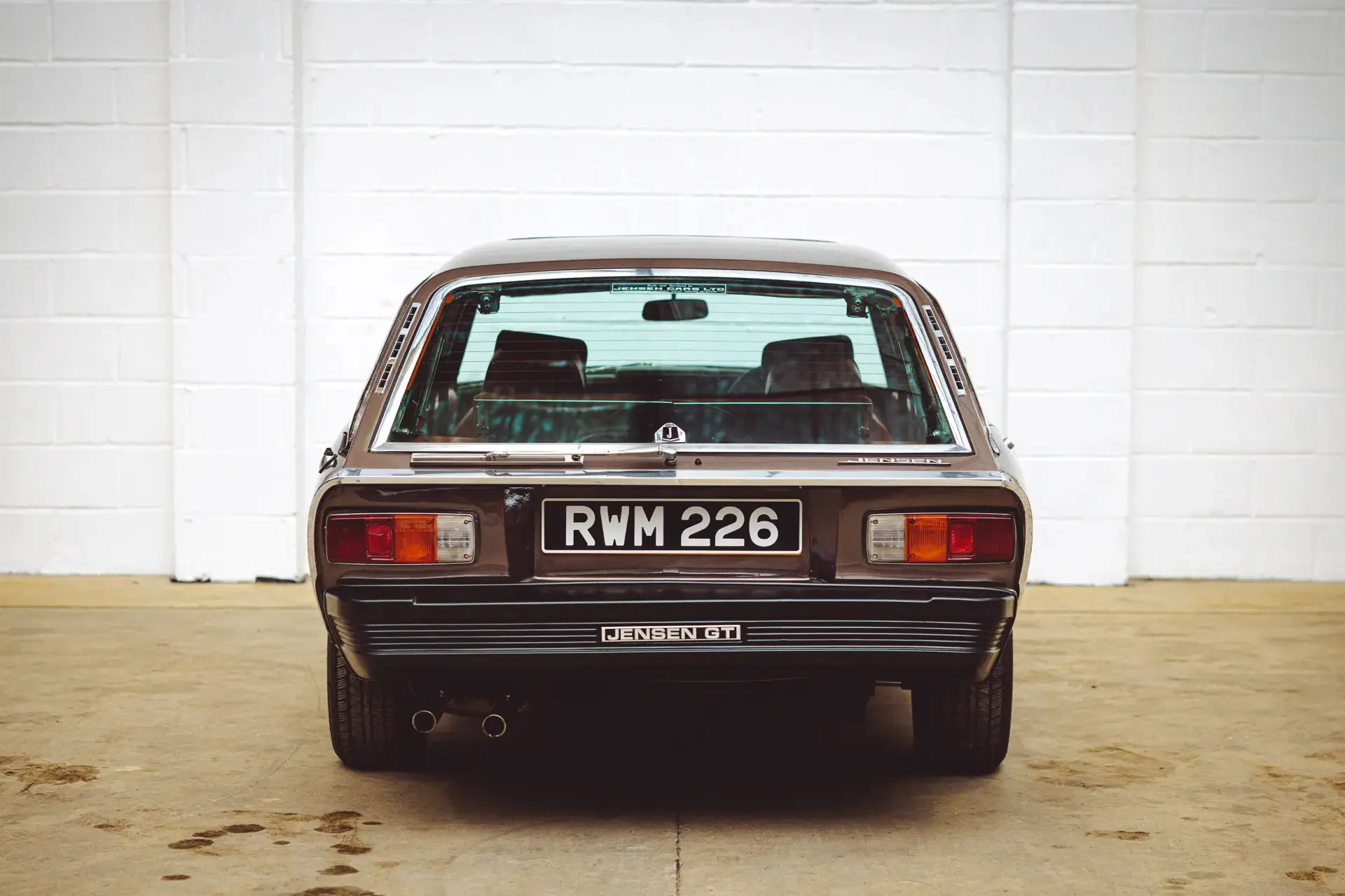 Jensen GT - 1975 - 25