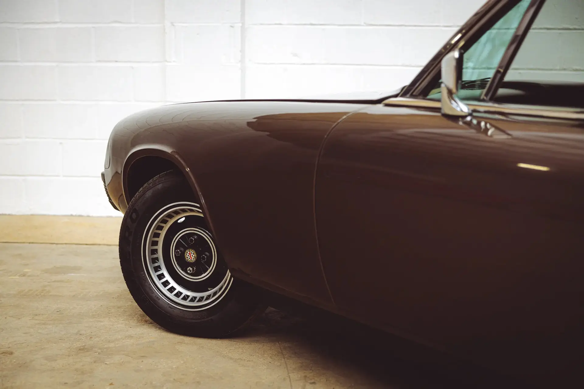 Jensen GT - 1975 - 29