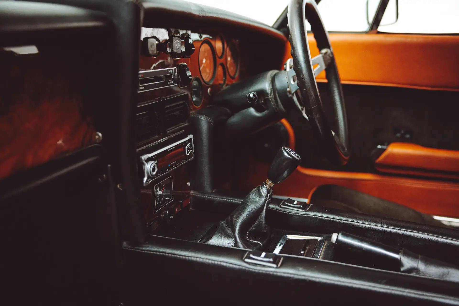 Jensen GT - 1975 - 38