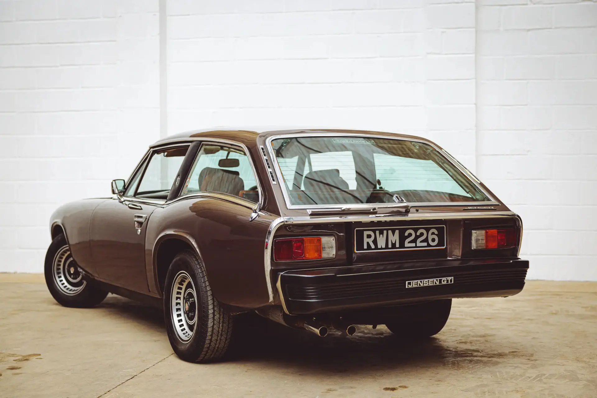 Jensen GT - 1975 - 43