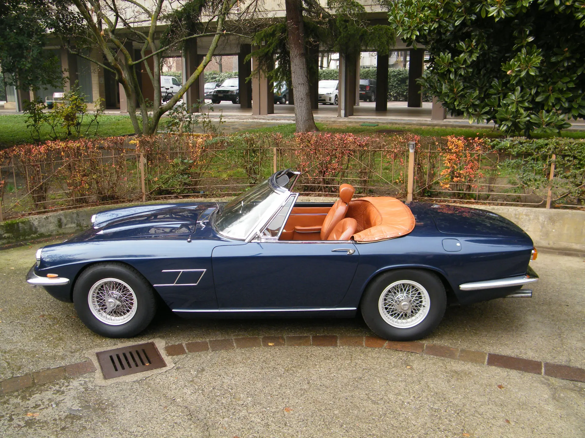 Maserati Mistral 4000 Spyder (Frua) - 1967 - 12