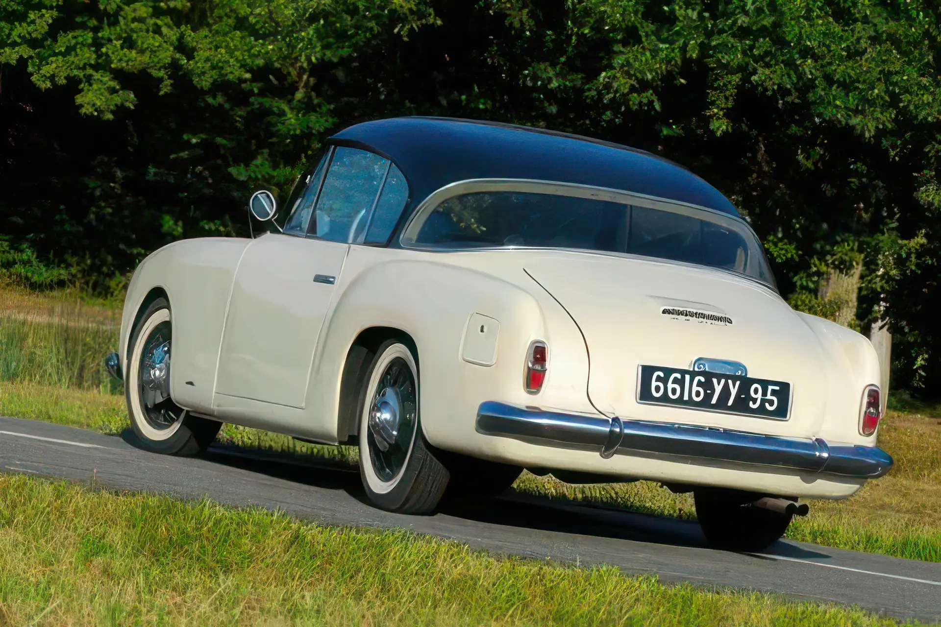 Simca 9 Sport Coupé (Figoni) - 1953 - 08
