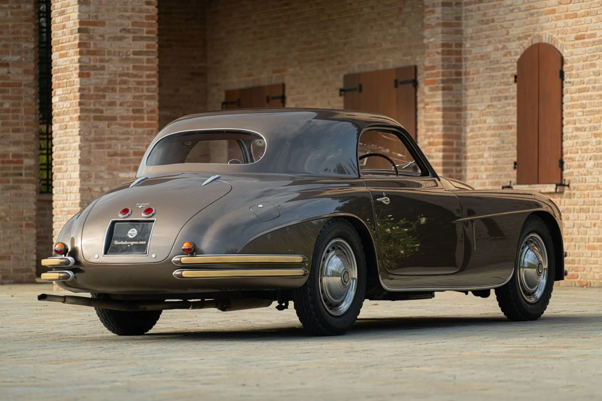 Alfa Romeo 6C 2500 SS Aerlux (Touring) - 1947 -06