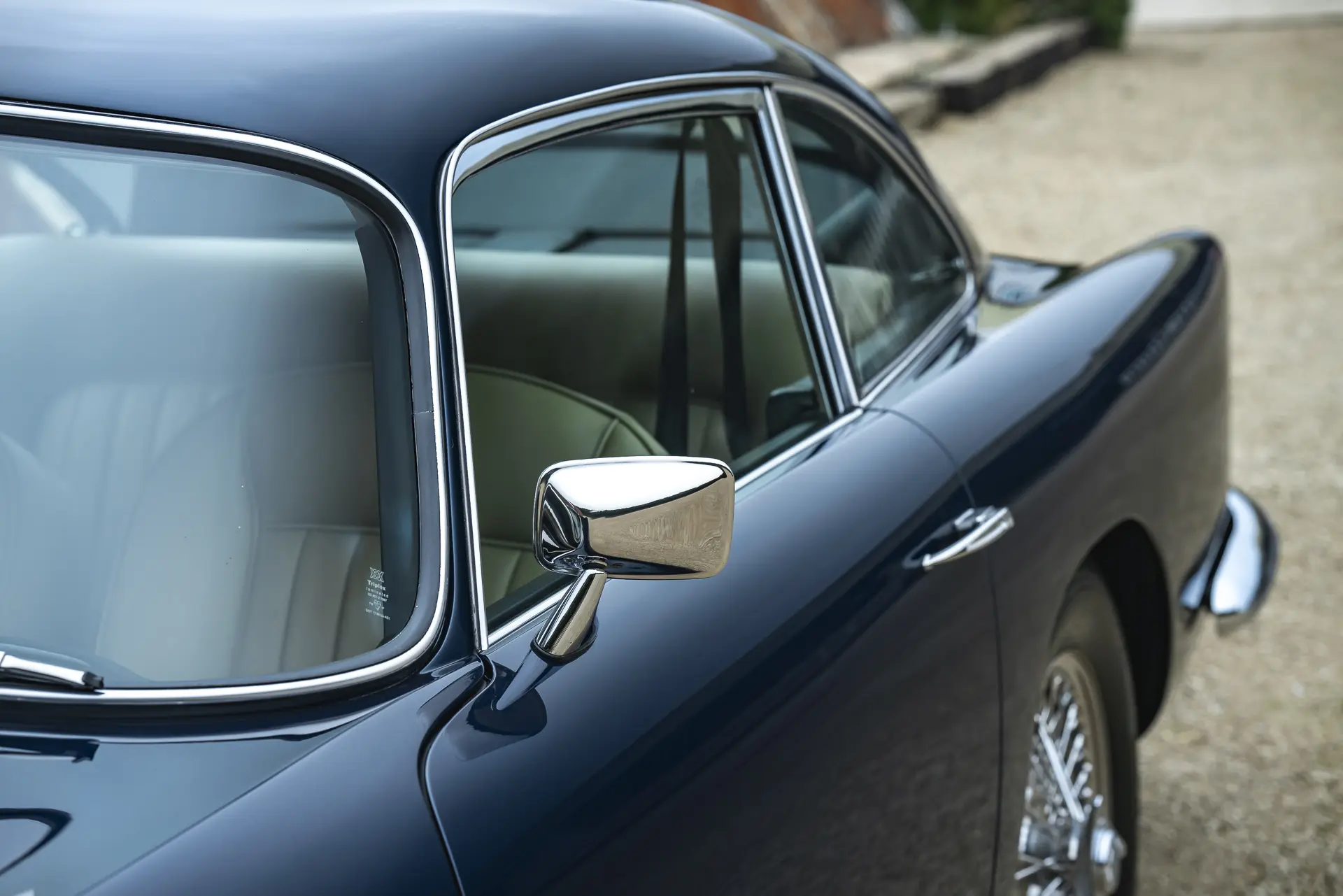 Aston Martin DB4 - 1963 -11