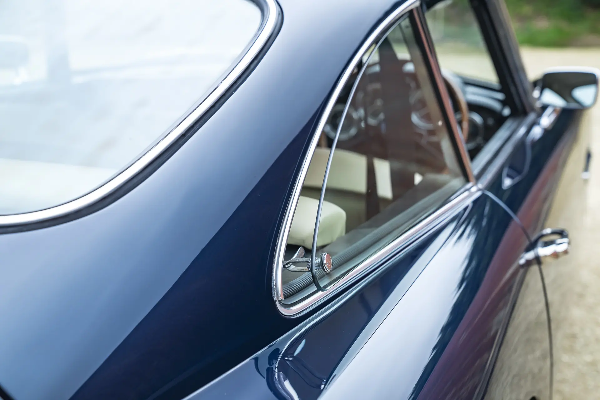 Aston Martin DB4 - 1963 -15