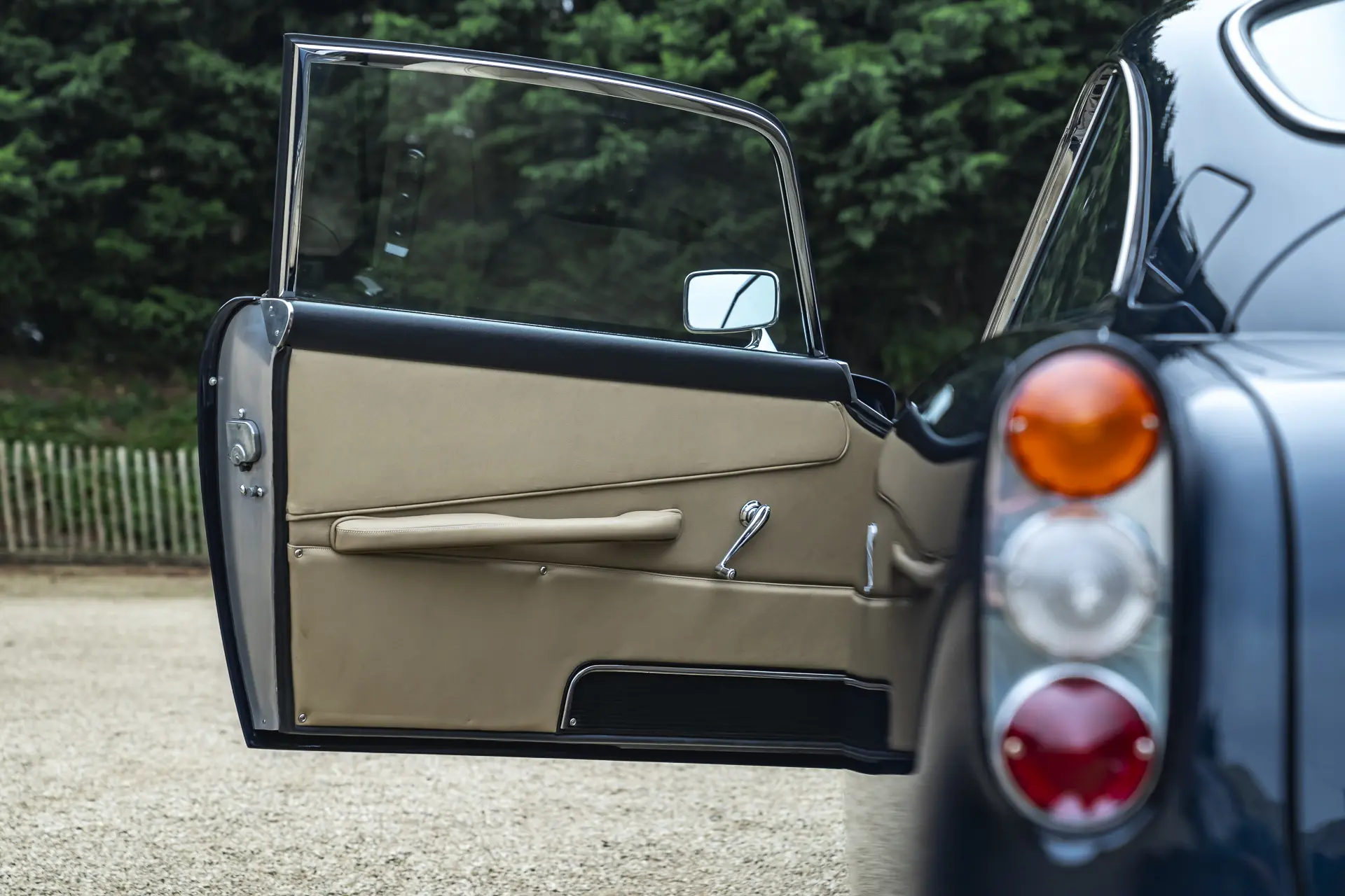 Aston Martin DB4 - 1963 -22