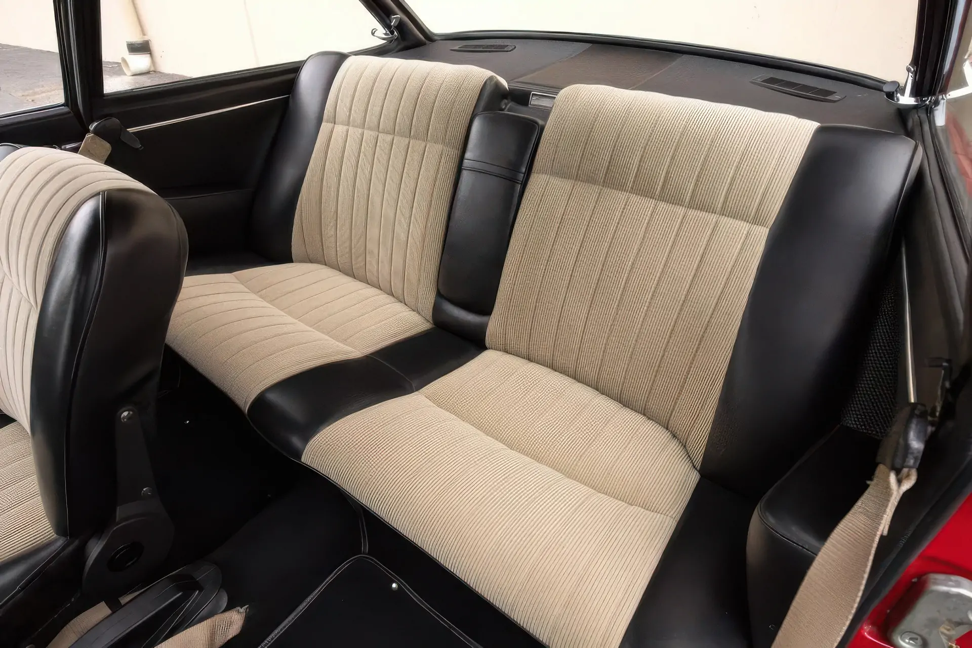 BMW-Glas-3000-V8-1968-(Frua)-07