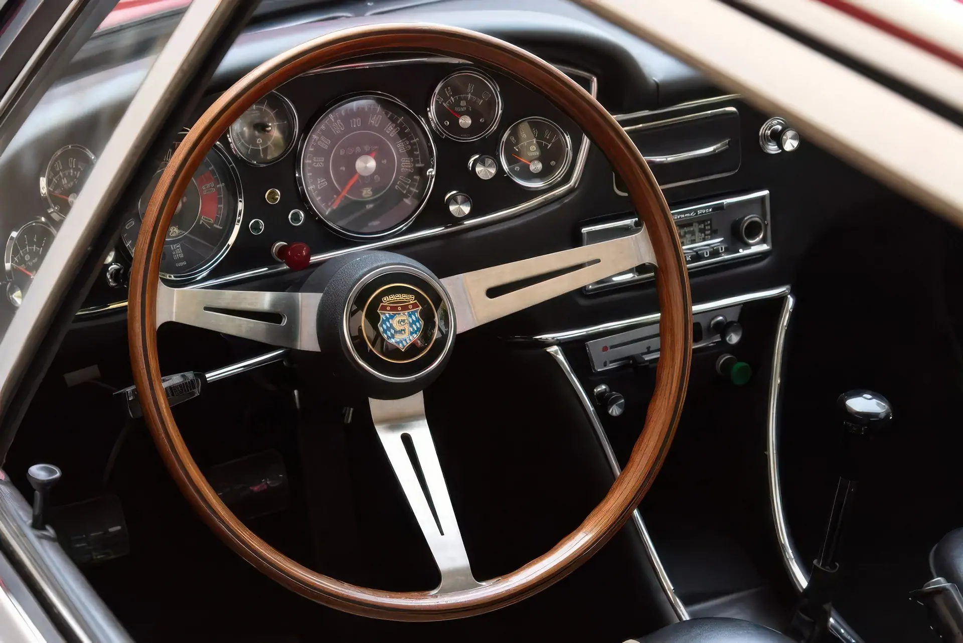 BMW-Glas-3000-V8-1968-(Frua)-10