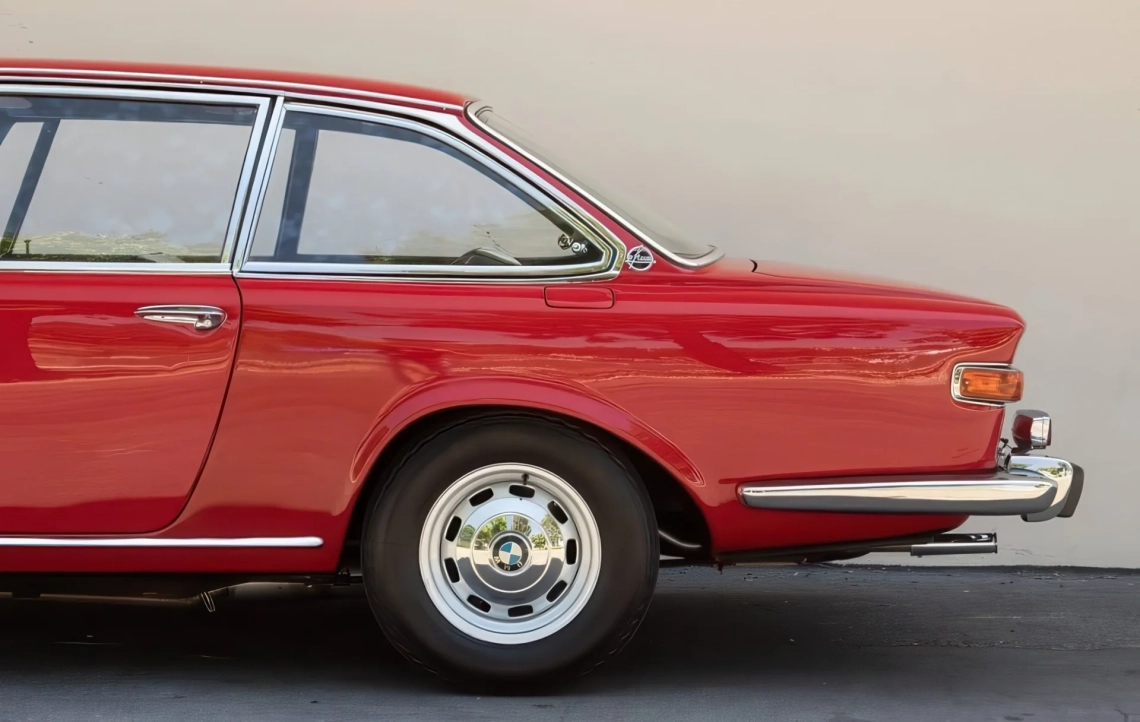 BMW-Glas-3000-V8-1968-(Frua)-12
