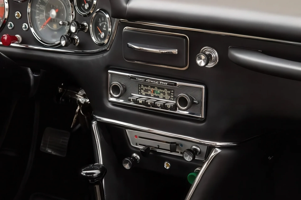 BMW-Glas-3000-V8-1968-(Frua)-17