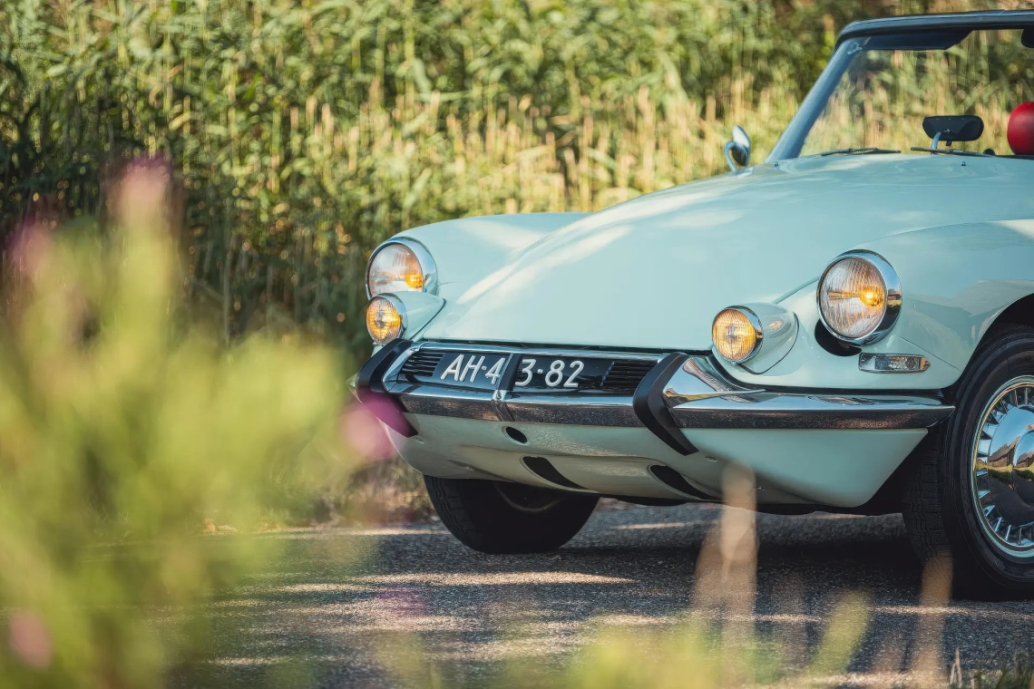 Citroën DS 19M Cabriolet (Chapron) - 1964 -07
