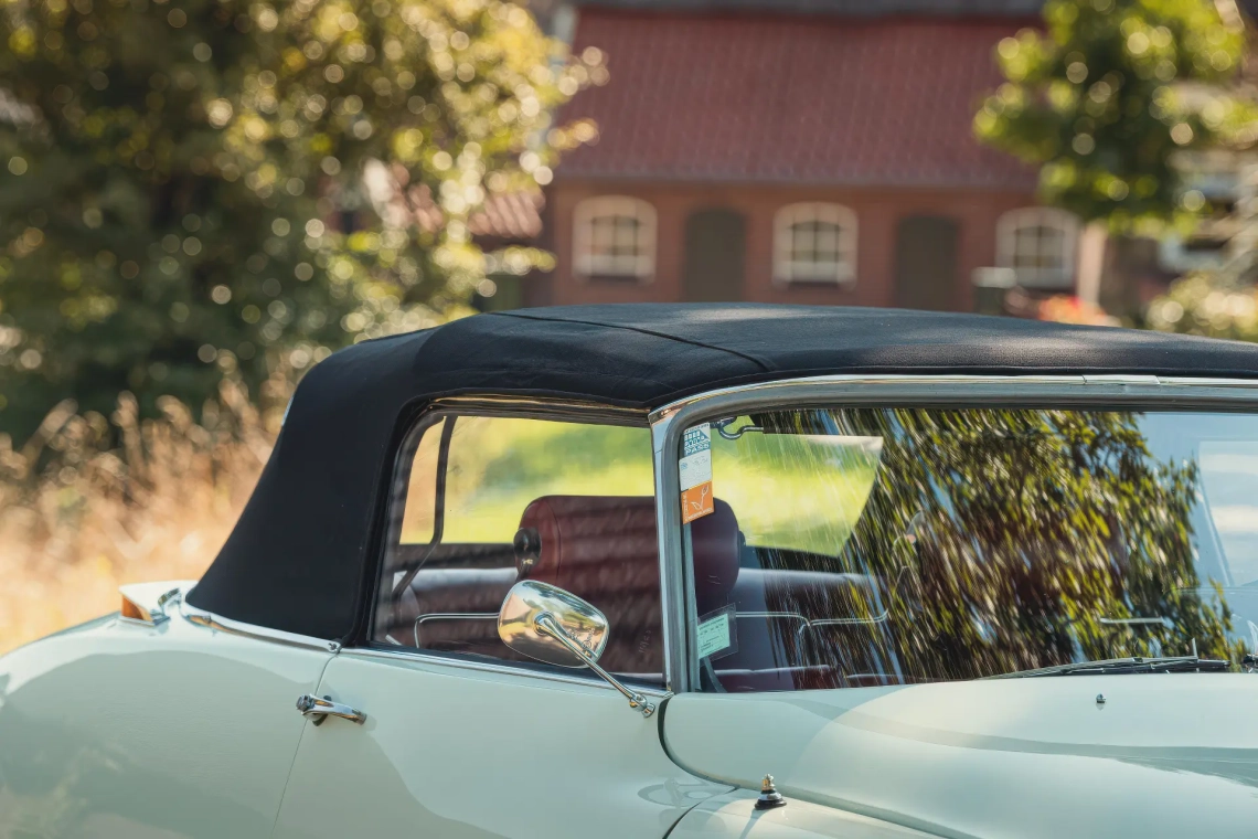 Citroën DS 19M Cabriolet (Chapron) - 1964 -15