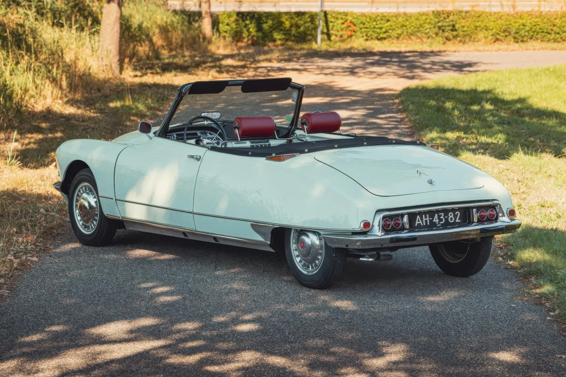 Citroën DS 19M Cabriolet (Chapron) - 1964 -19