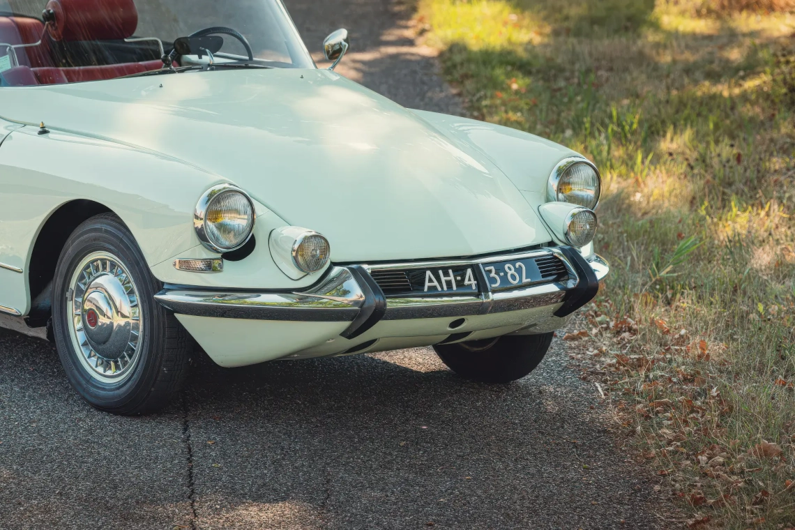 Citroën DS 19M Cabriolet (Chapron) - 1964 -21
