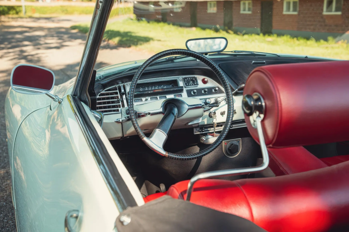 Citroën DS 19M Cabriolet (Chapron) - 1964 -32