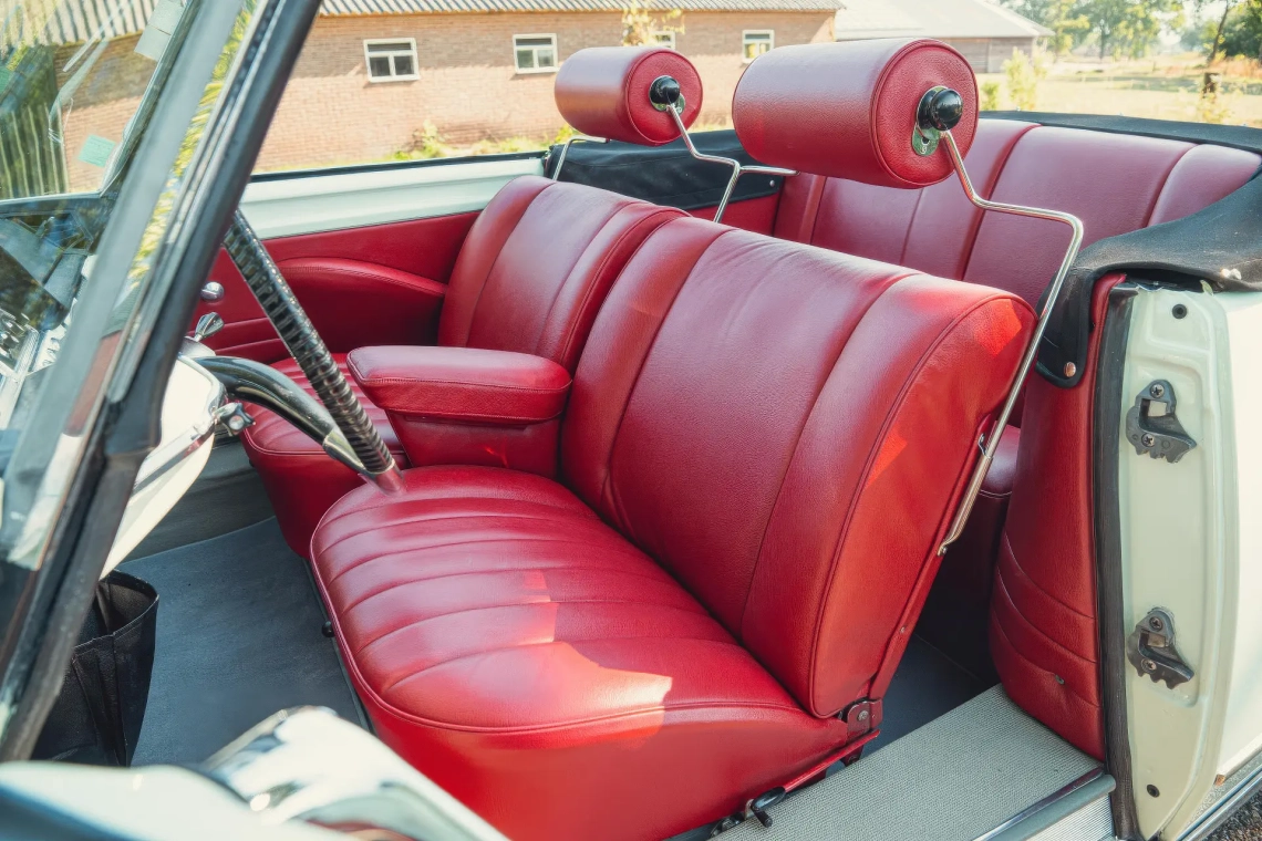 Citroën DS 19M Cabriolet (Chapron) - 1964 -39